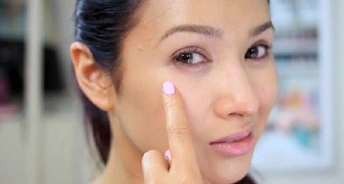 Cách kẻ mắt bị sụp mí