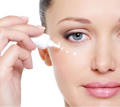 Thuốc bôi tan mỡ mí mắt