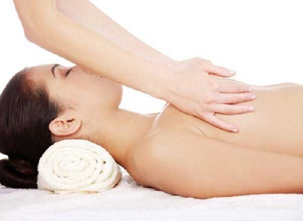 Bệnh tụt núm vú