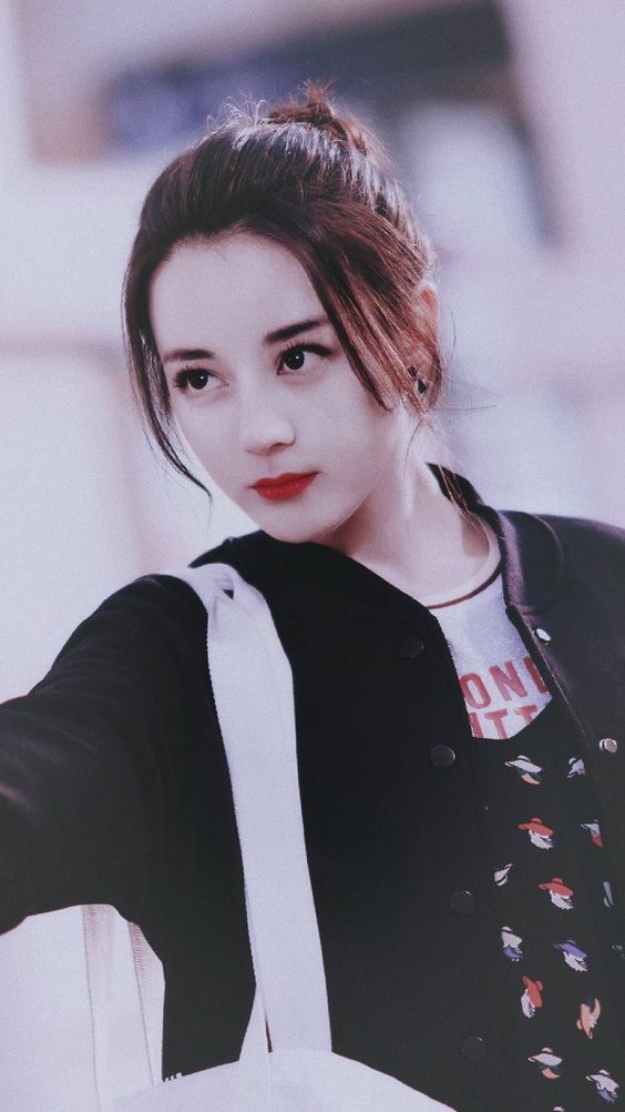 Sự khác nhau giữa bấm mí và cắt mí