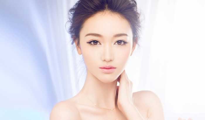 Giá phẫu thuật nâng mí mắt