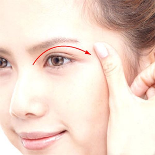 Xóa nếp nhăn trên mí mắt
