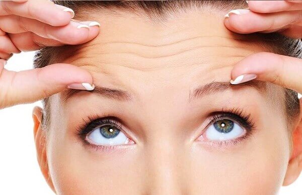 Xóa nếp nhăn vùng trán