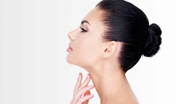 Cách xóa nếp nhăn ở cổ Cách xóa nếp nhăn ở cổ