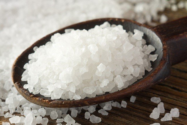 Trị thâm vùng kín bằng phèn chua