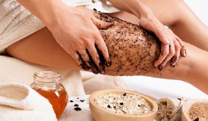 Làm hồng vùng kín hãm cà phê với nước ấm