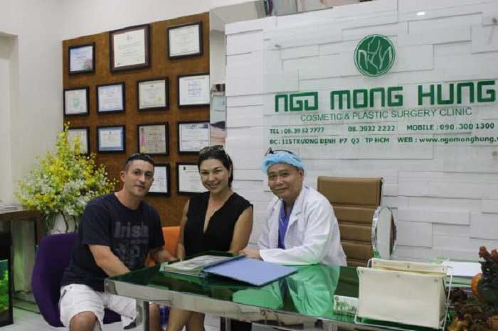 Nâng ngực nội soi