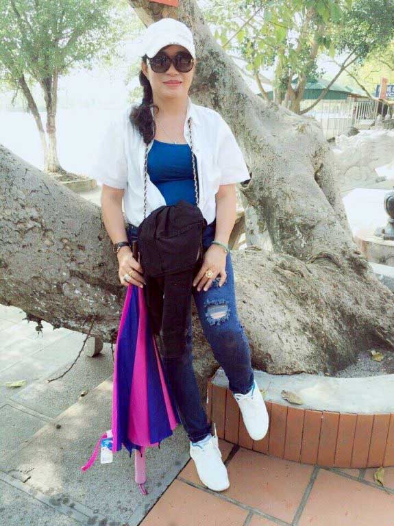 Căng da mặt