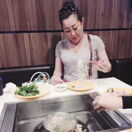 Căng da mặt