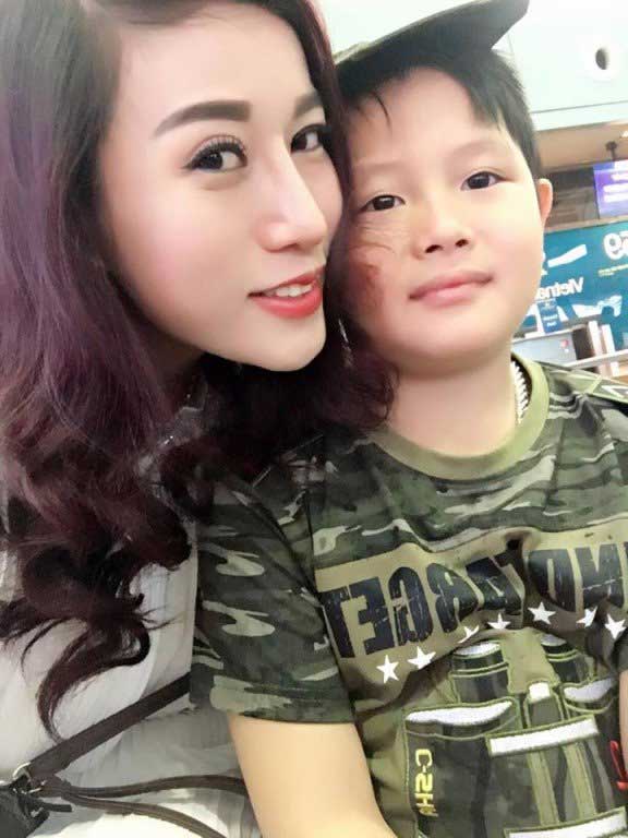 Nâng ngực nội soi