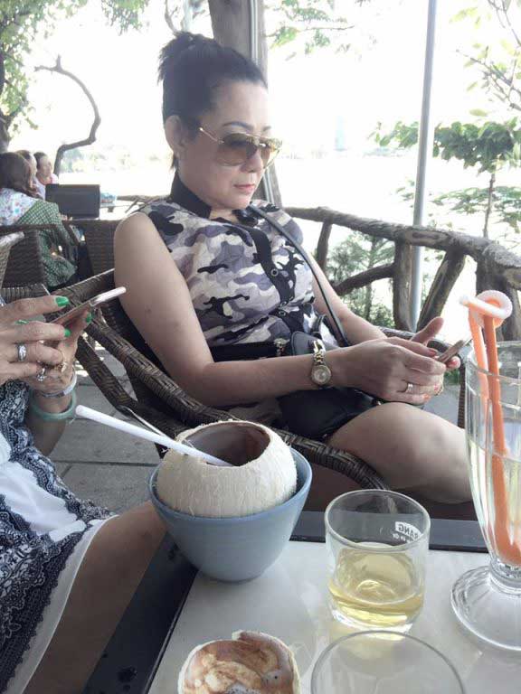 Căng da mặt