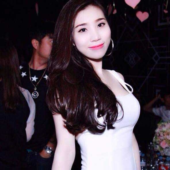 Nâng ngực nội soi