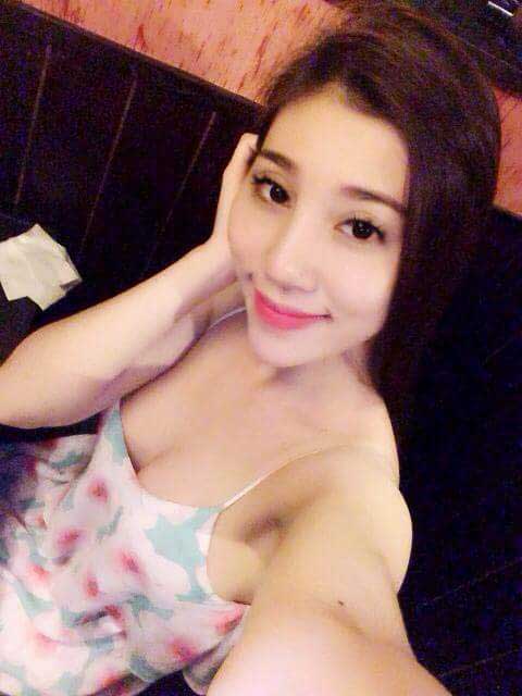Nâng ngực nội soi