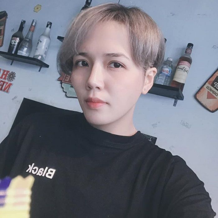 Màn lột xác đầy ấn tượng của cô nàng cá tính nhờ cắt mí mắt
