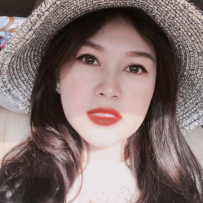 Hóa “hot mom” đẹp hút hồn chỉ nhờ vào 1 lần cắt mí mắt