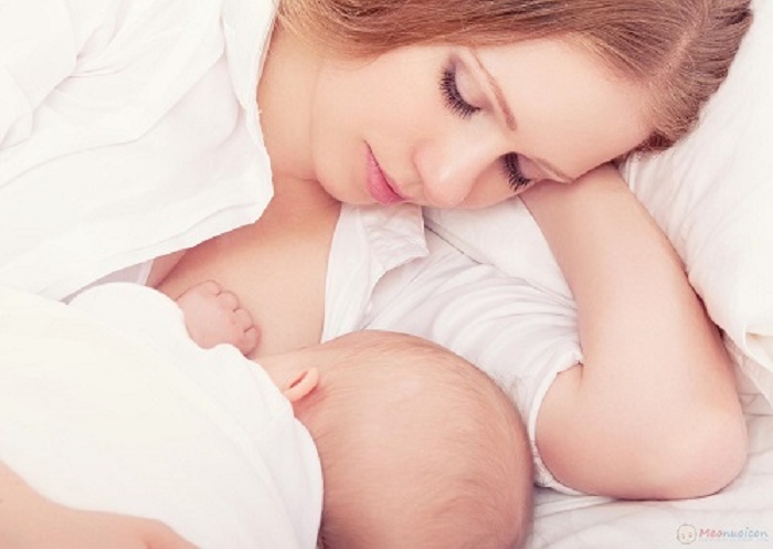 Cách làm ngực không bị chảy xệ sau khi sinh