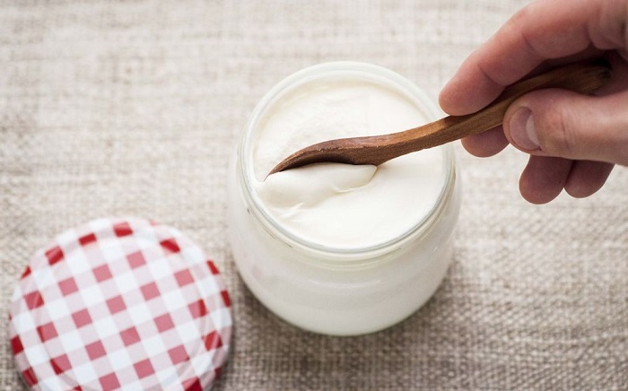 sữa chua có làm trắng da mặt không