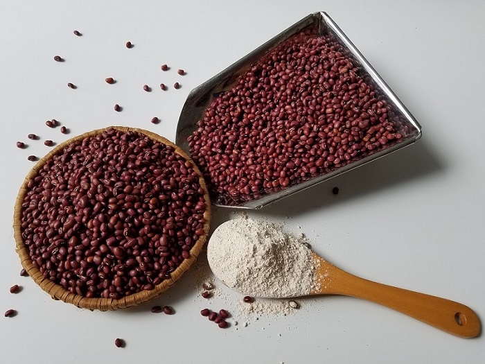 bột đậu đỏ có làm trắng da mặt không