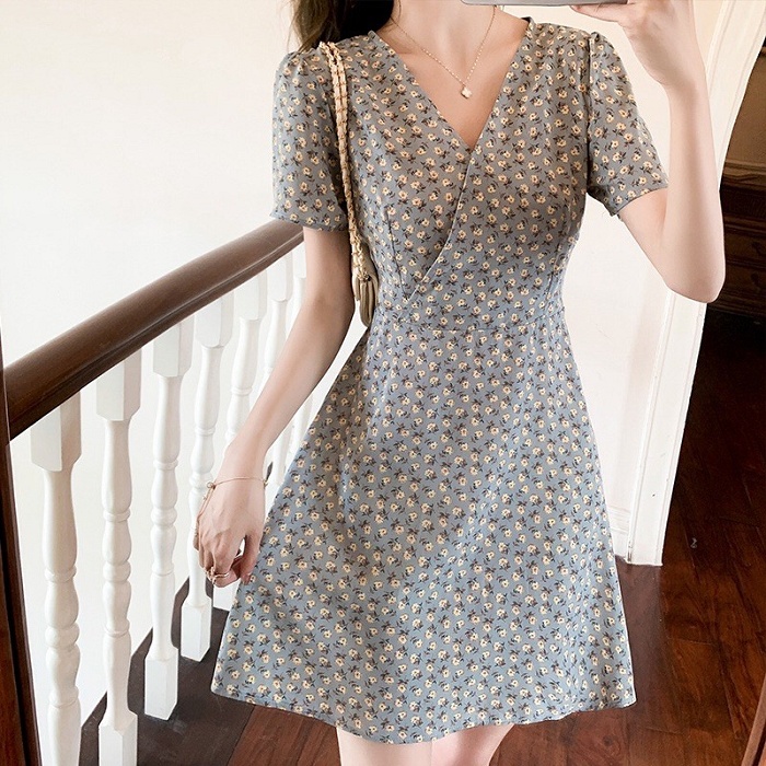 Ngực nhỏ mặc váy gì Ngực nhỏ mặc váy gì