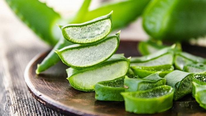 làm sáng da mặt bằng nha đam làm sáng da mặt bằng nha đam
