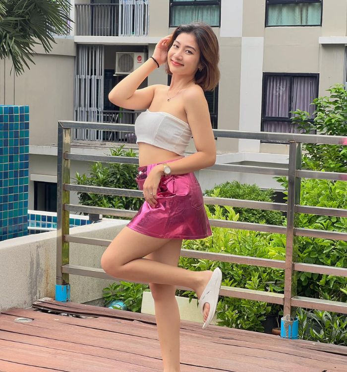 Sở hữu vòng eo 56 không còn khó khăn đối với chị Diệu Linh