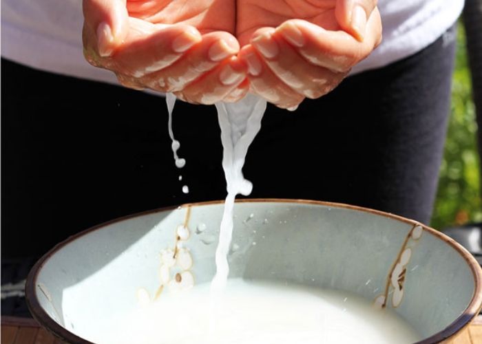 làm trắng da mặt cho tuổi dậy thì