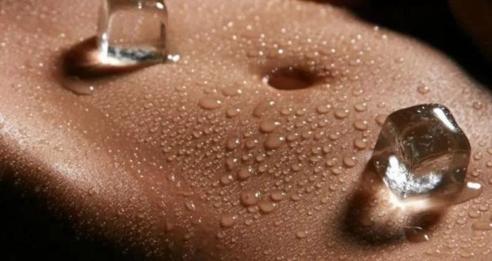 Cách giảm mỡ bụng bằng đá lạnh