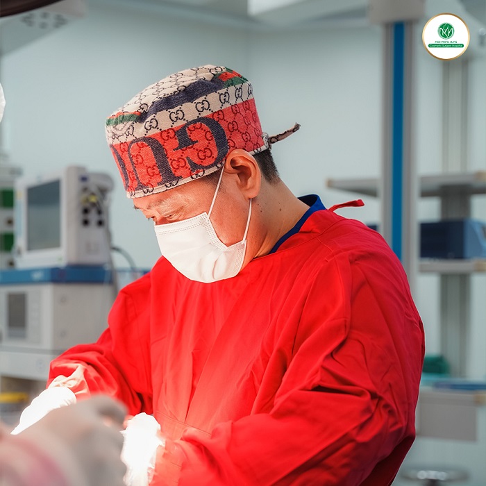 làm trắng da mặt bằng chanh mật ong