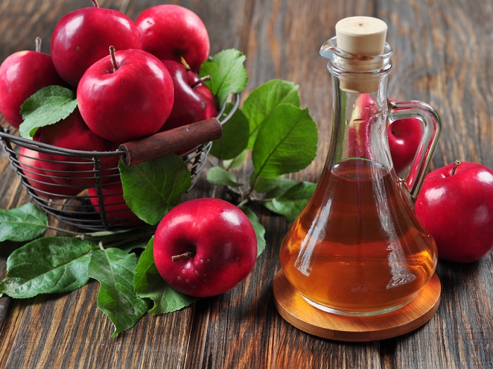 cách dưỡng trắng da mặt bằng giấm táo