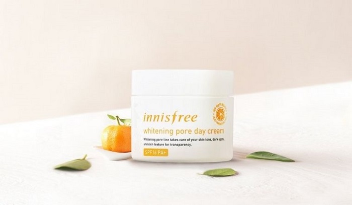 kem dưỡng trắng da mặt innisfree