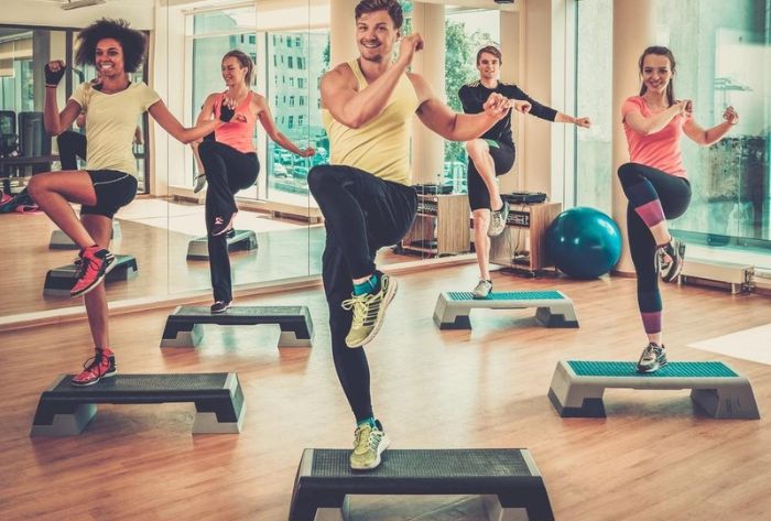 Bài tập Aerobic giảm mỡ bụng tại nhà cho nữ