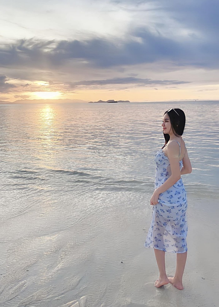 Hút mỡ đùi bao lâu đi lại được