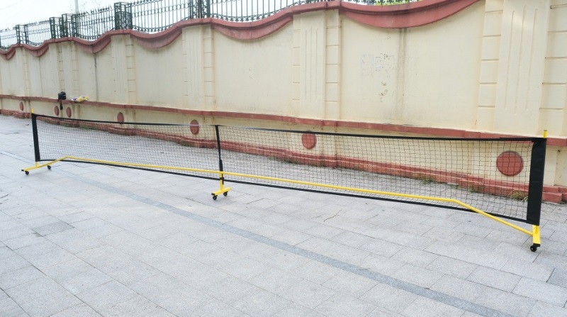 trụ lưới di động Pickleball tập luyện