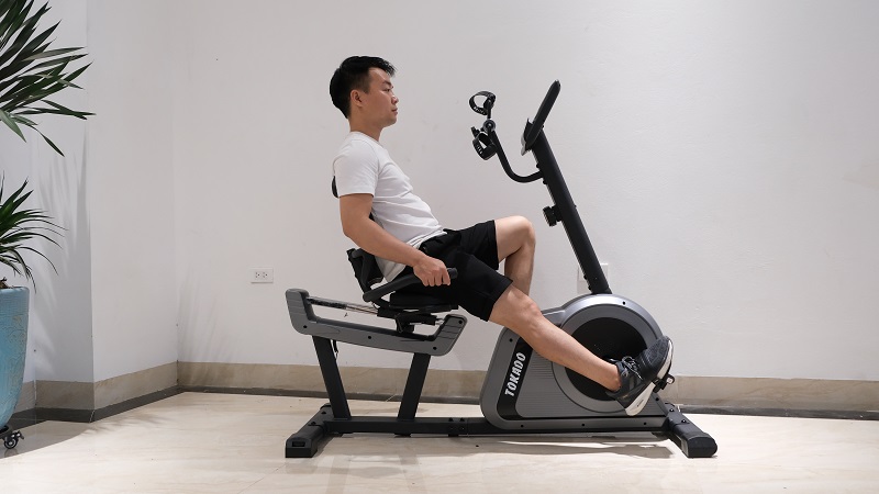Xe đạp phục hồi chức năng TK8601R 10 Xe đạp phục hồi chức năng TK8601R