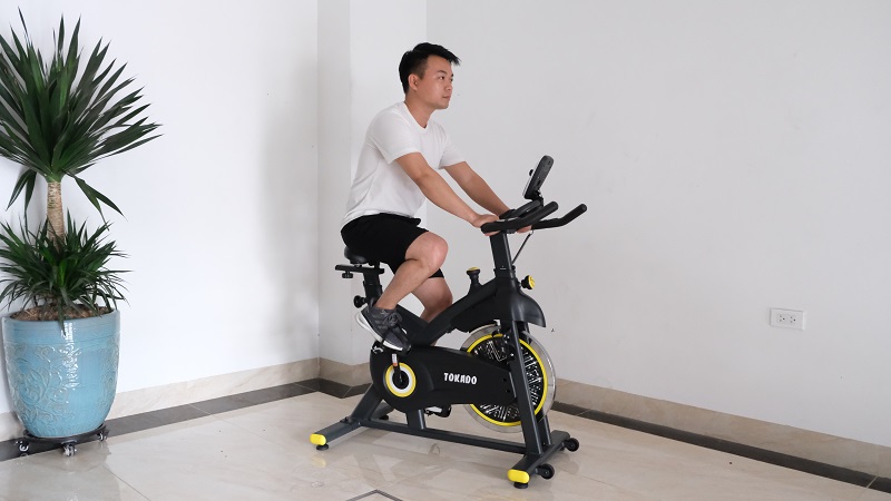 Xe đạp tập Tokado TK68