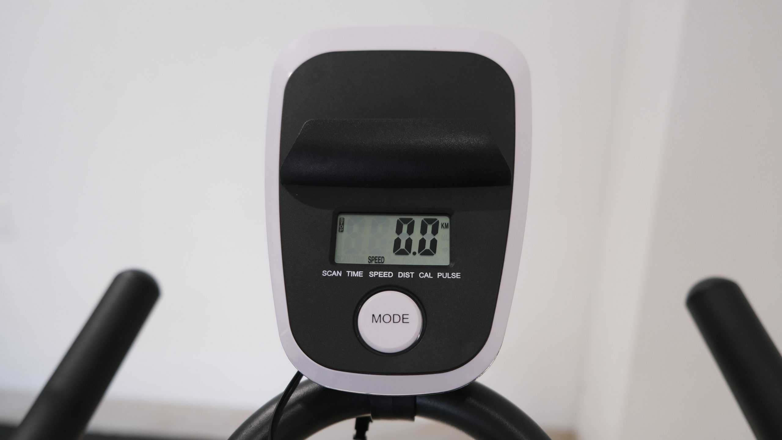 Xe đạp tập Tokado TK68