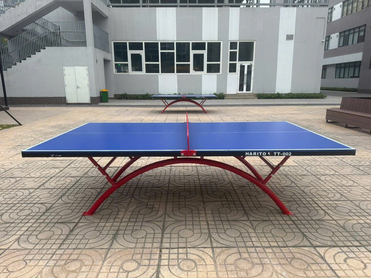 Bàn Harito TT-002 được lắp tại cơ quan trường học