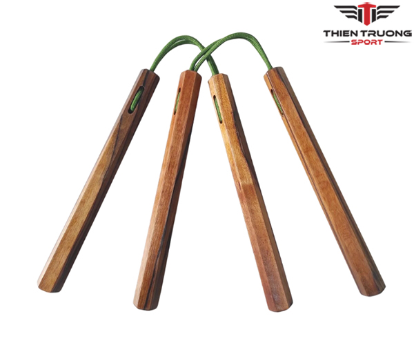 Côn nhị khúc gỗ