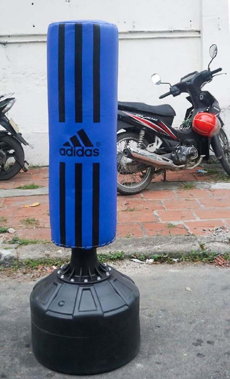 Trụ đấm bốc Adidas có 2 dòng kích thước lớn và nhỏ 