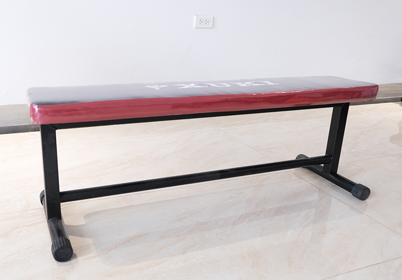Ghế vớt tạ Xuki dài 3 Khung ghế làm từ thép dày chắc chắn