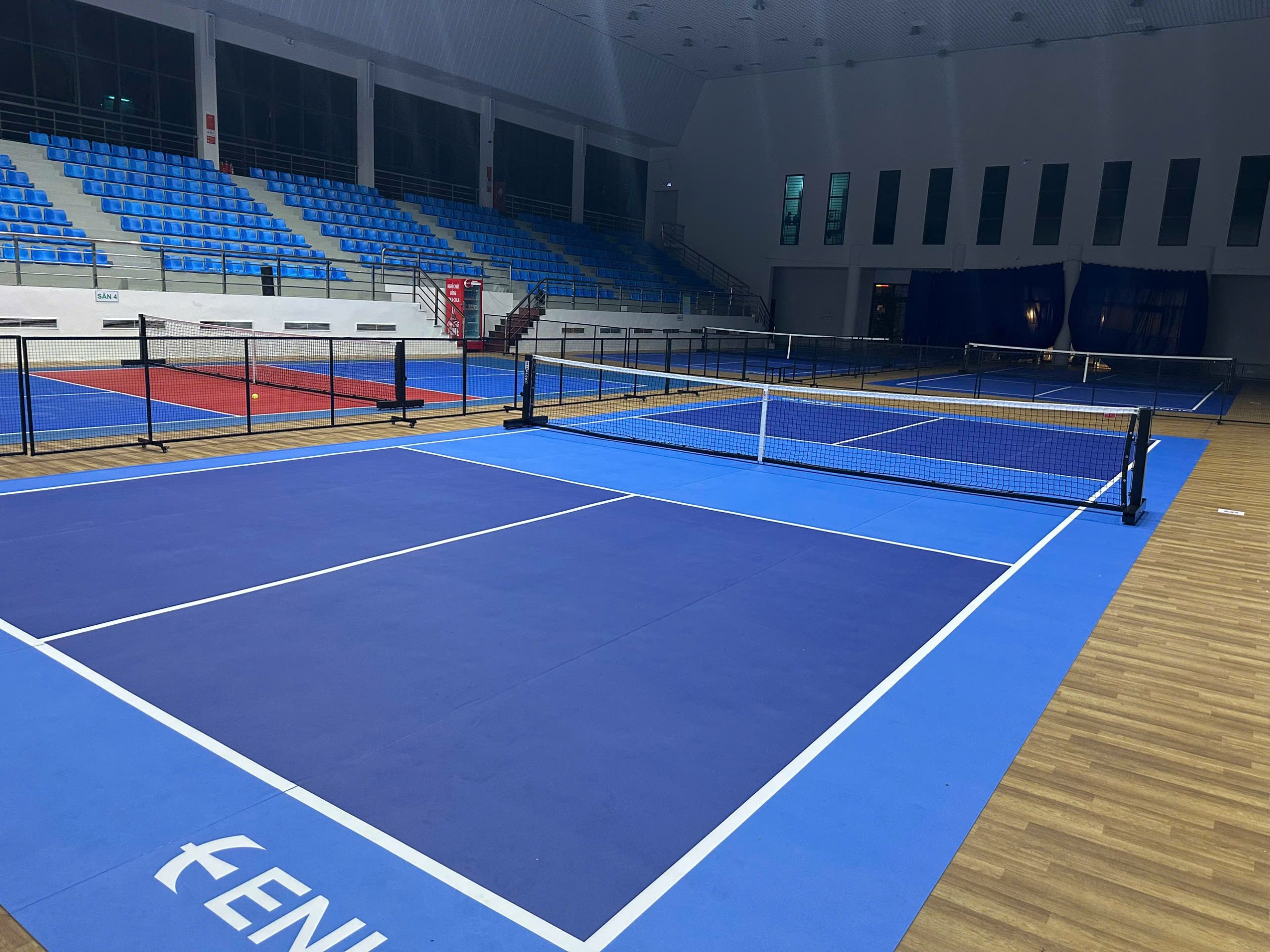 thảm sân pickleball thi đấu chuyên nghiệp