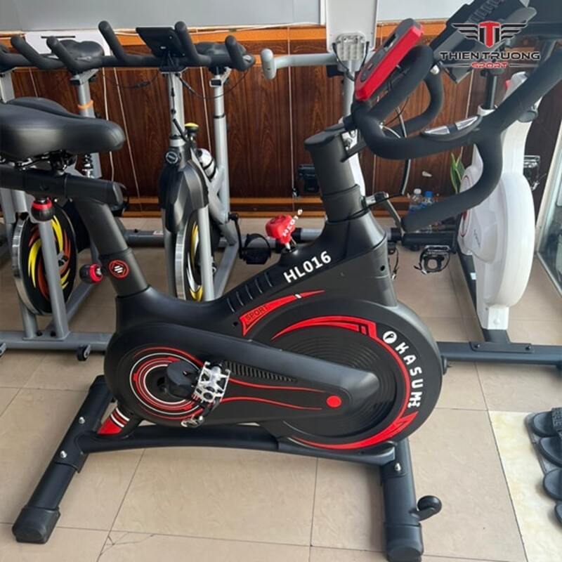 Lắp đặt xe đạp tập HL016 thực tế tại showroom