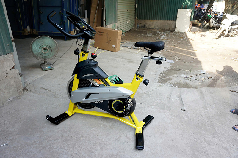 Hình ảnh thực tế Xe đạp tập Tokado TK007