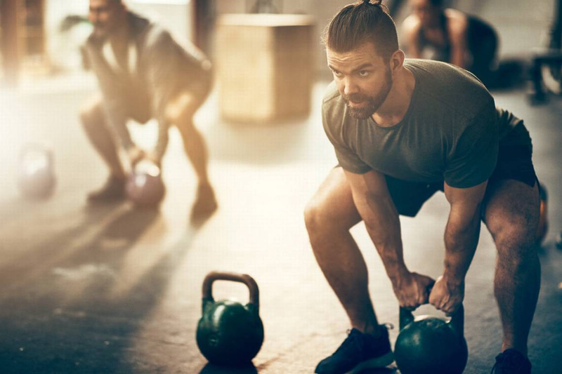 Bài tập Kettlebell Sumo High Pull

