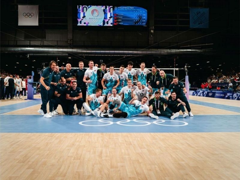Khám phá top 10 đội bóng chuyền nam mạnh nhất thế giới 4 Đội tuyển bóng chuyền nam Slovenia thể hiện sự bền bỉ và quyết tâm vượt trội