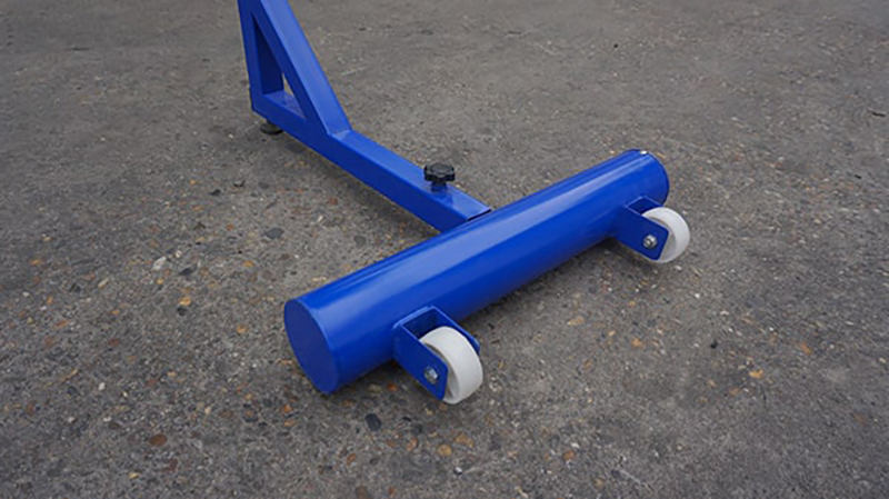 Trụ nhảy cao TT901 7 Trụ nhảy có bánh xe di chuyển dễ dàng,tiện lợi