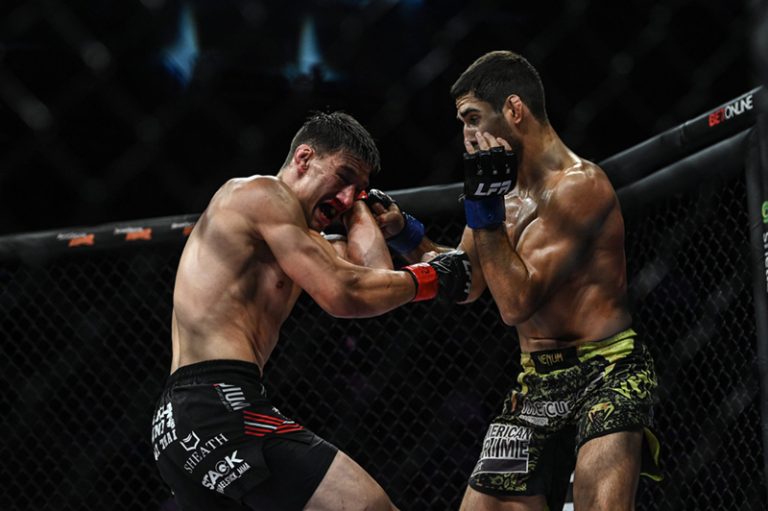 MMA là gì, UFC là gì? Những điều bạn cần biết về võ MMA