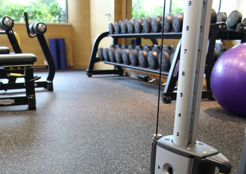 Gạch cao su mặt thảm EPDM 5 Sử dụng gạch cao su mặt thảm EPDM cho phòng gym
