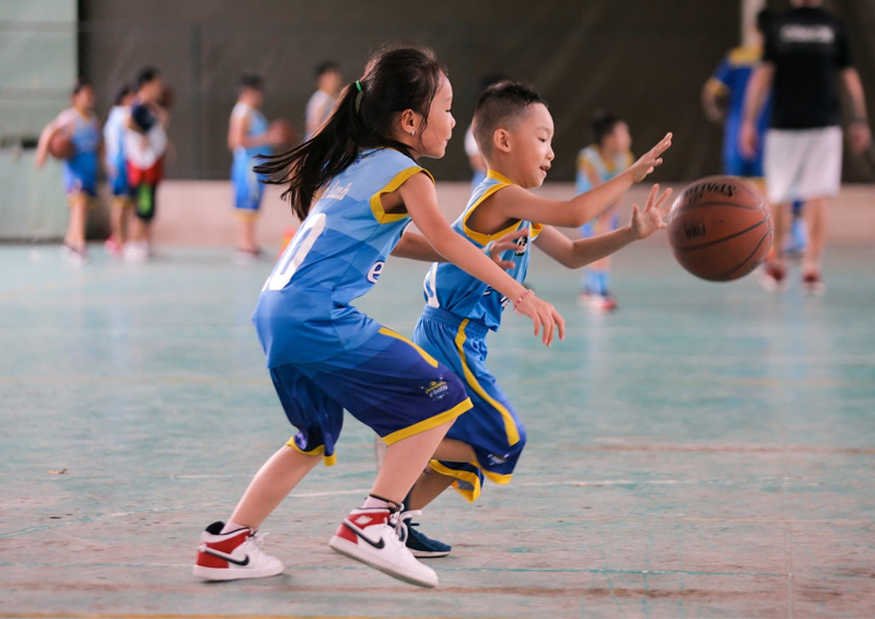 Trung tâm bóng rổ Eballs