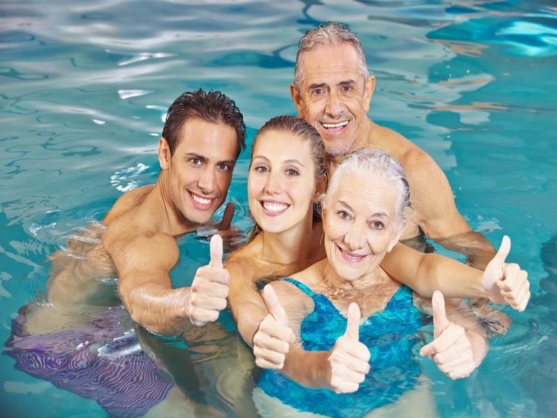 Bơi lội vào buổi sáng giúp cải thiện sức khỏe tinh thần 